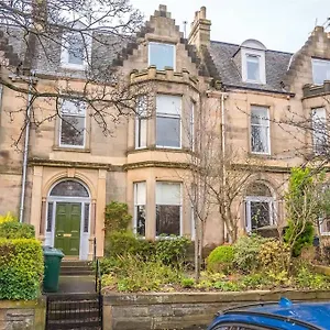 Beautiful & Bright 2 Bed Flat Murrayfield Apartment